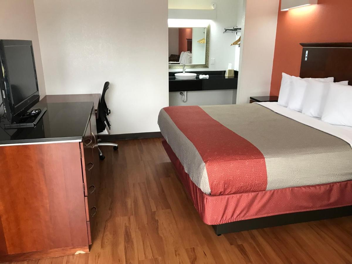 Motel 6-Alma, Ar L-40 Luaran gambar