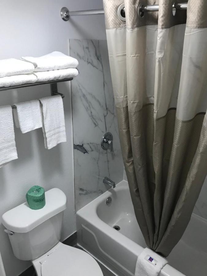 Motel 6-Alma, Ar L-40 Luaran gambar