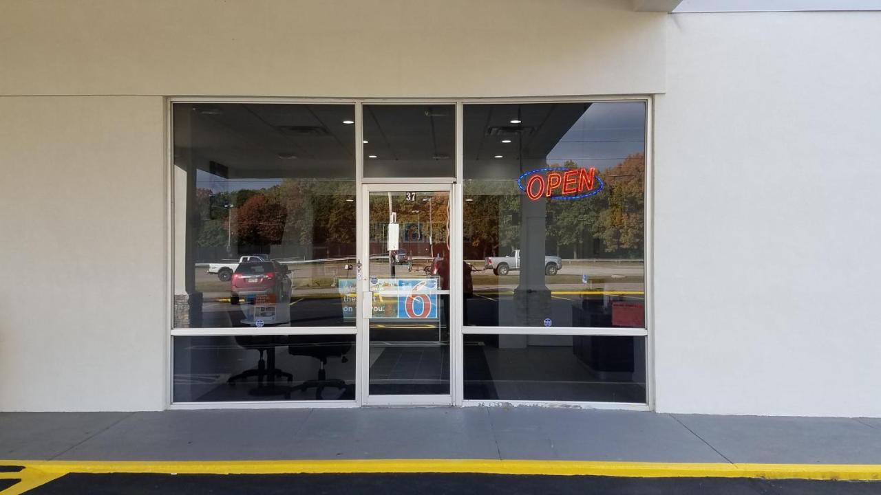 Motel 6-Alma, Ar L-40 Luaran gambar